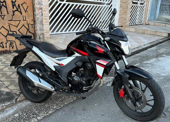 HONDA CB TWISTER 